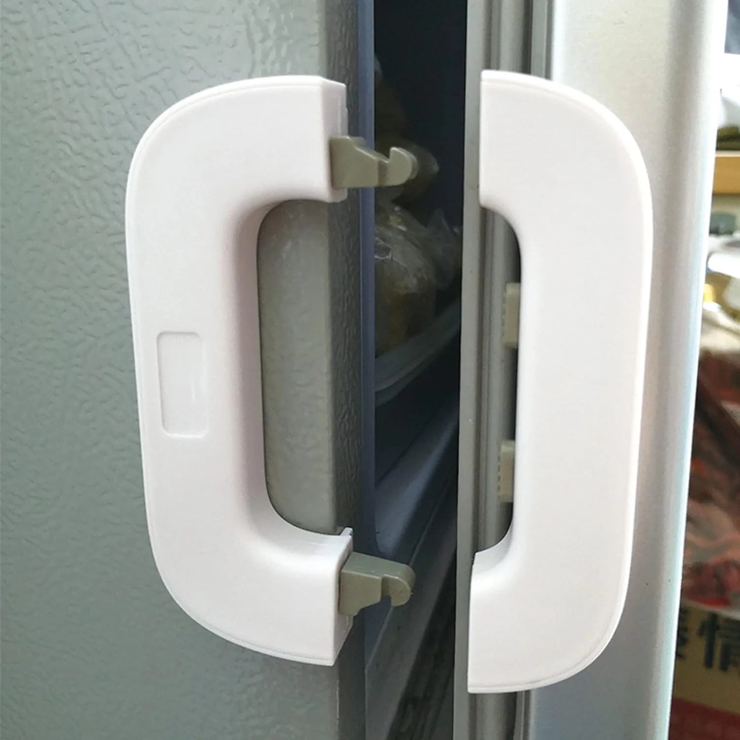 PRODESIRE™ FRIDGE LOCKFOR CHILD SAFETY CABINET