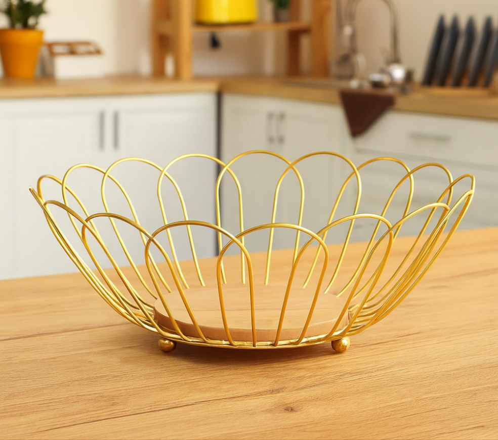 LUXURIOUS GOLDEN WIRE ROUND FRUIT BASKET WITH WOODEN BASE