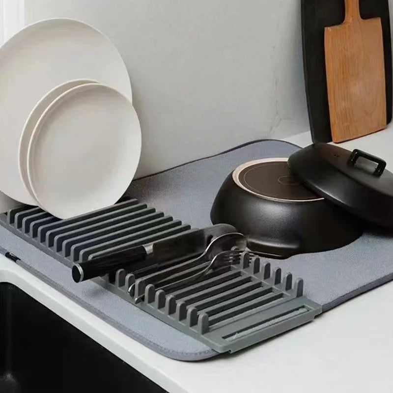 NON-SLIP DISH DRYING MAT WITH WATER RESISTANCE