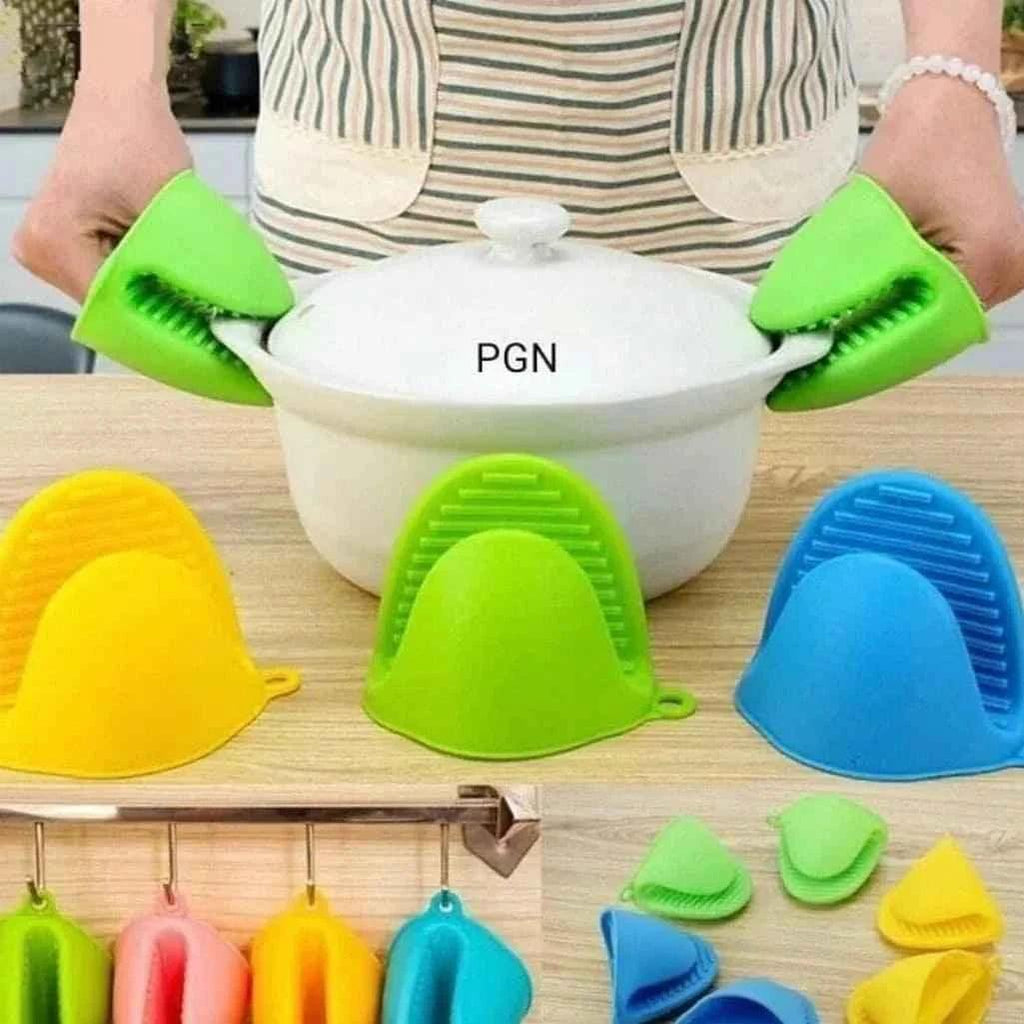 MULTIPURPOSE SILICONE COOKING GLOVES WITH CLIPS