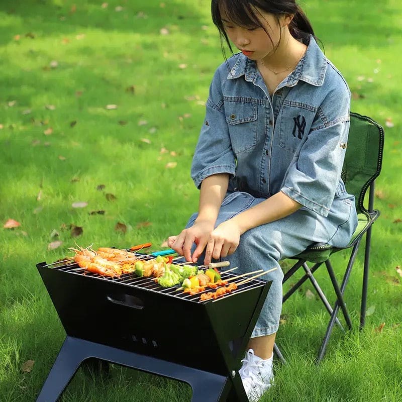 FOLDABLE PORTABLE CHARCOAL BBQ GRILL