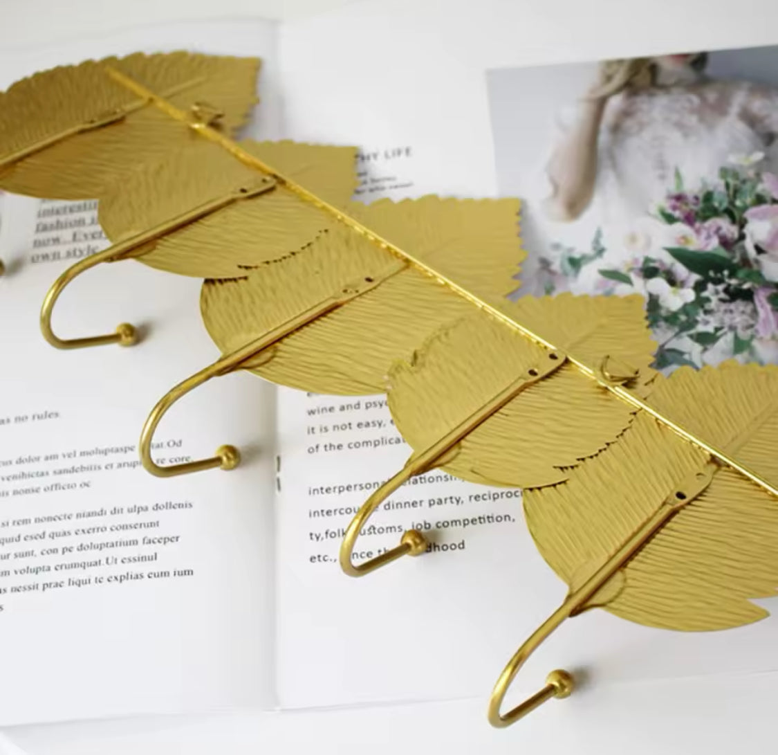 MULTIPURPOSE WALL MOUNTED METAL LEAF SHAPE HOOK