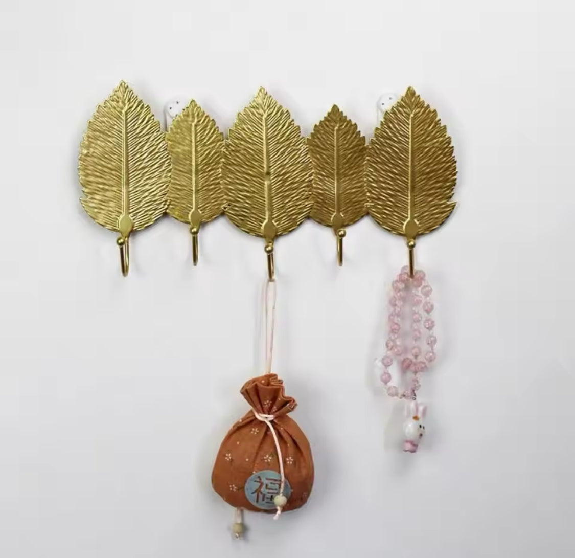MULTIPURPOSE WALL MOUNTED METAL LEAF SHAPE HOOK