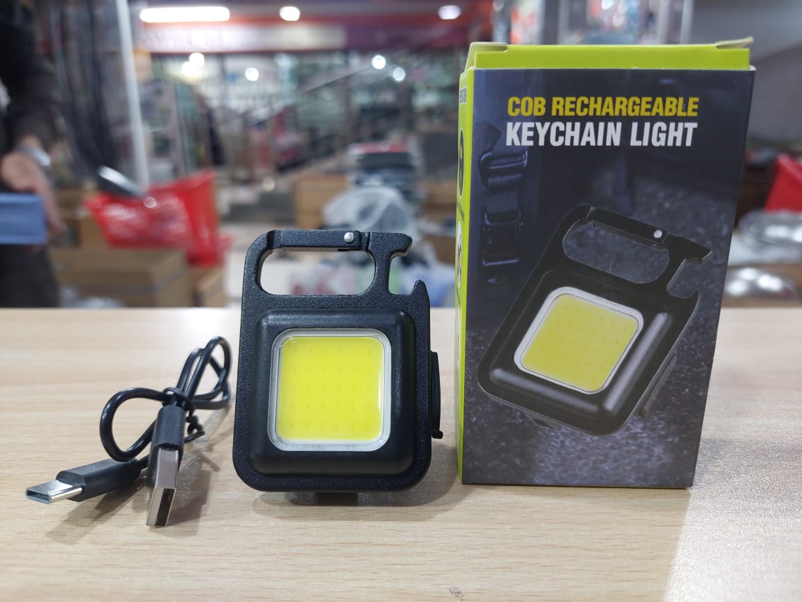 RECHARGEABLE KEYCHAIN LIGHT